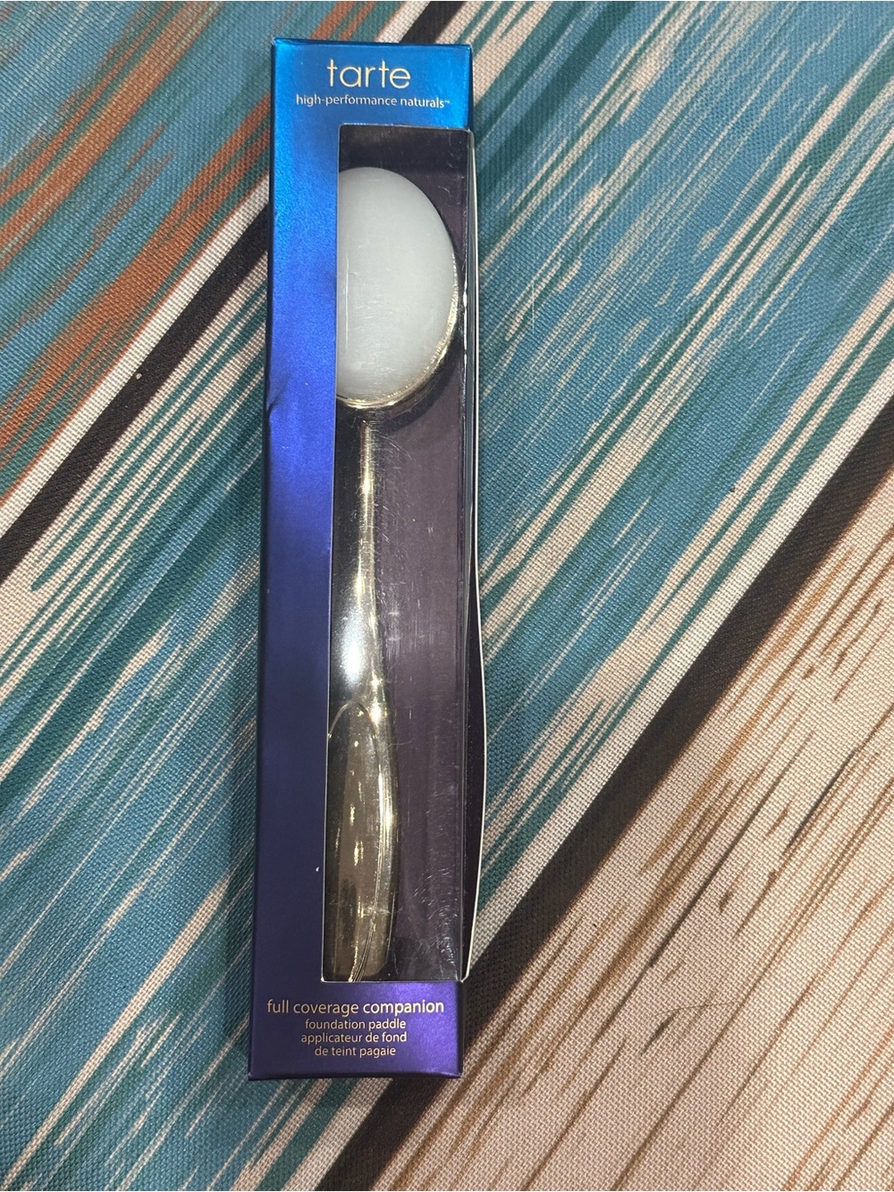 tarte Foundation Paddle Brush in White and Gold